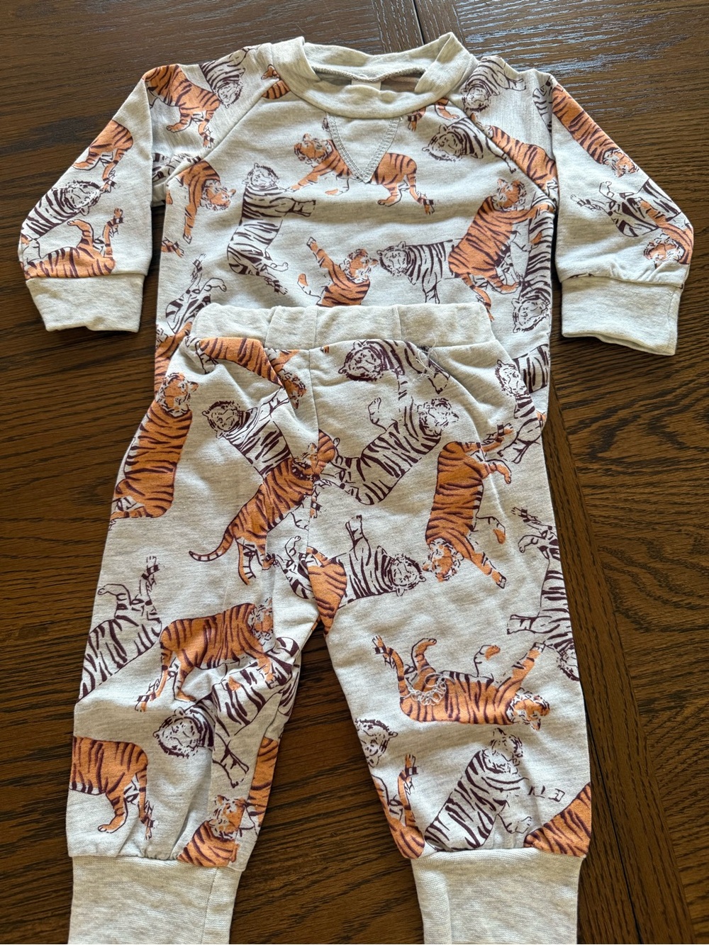 Kids Tiger Print Pajama Set - Orange Tigers on Cream